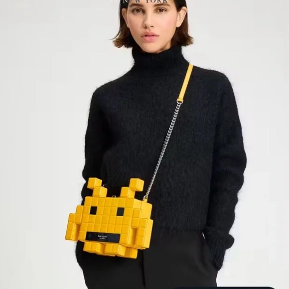 NWT! Kate Spade x Space Invaders Patent 3D Alien Crossbody Novelty Bag Purse - Picture 6 of 6